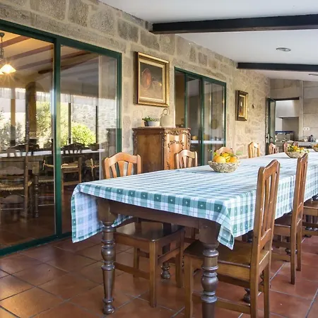 Casa Do Cruceiro * As Galanas