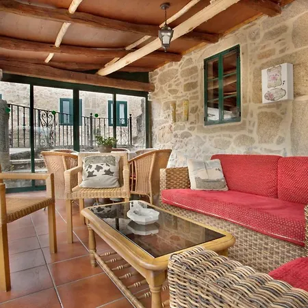 Casa Do Cruceiro Casa rural As Galanas