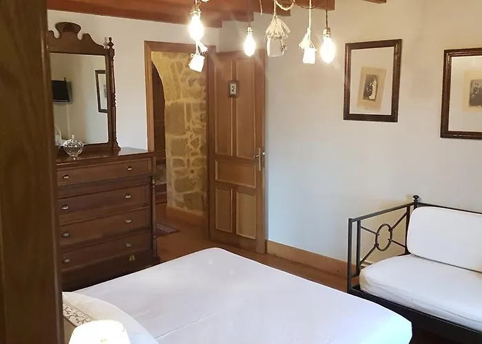 Casa Do Cruceiro * As Galanas